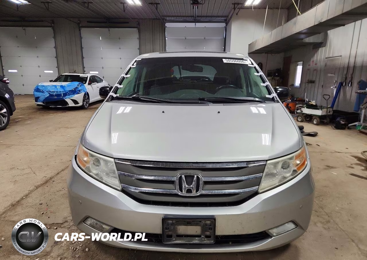 2012 Honda Odyssey Touring VIN:5FNRL5H92CB072600 - 5