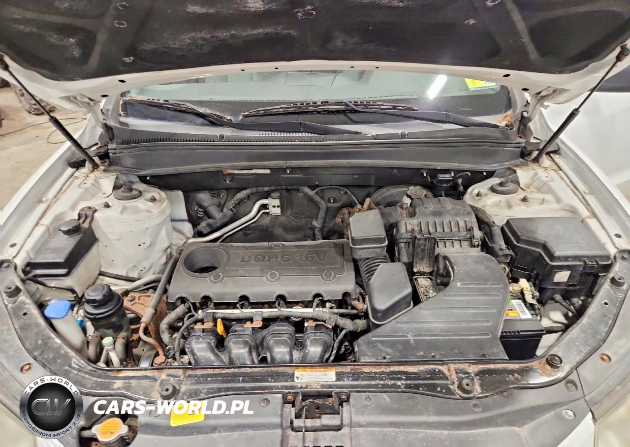 2010 Hyundai Santa Fe Gls VIN:5NMSGDAB7AH347810 - 12