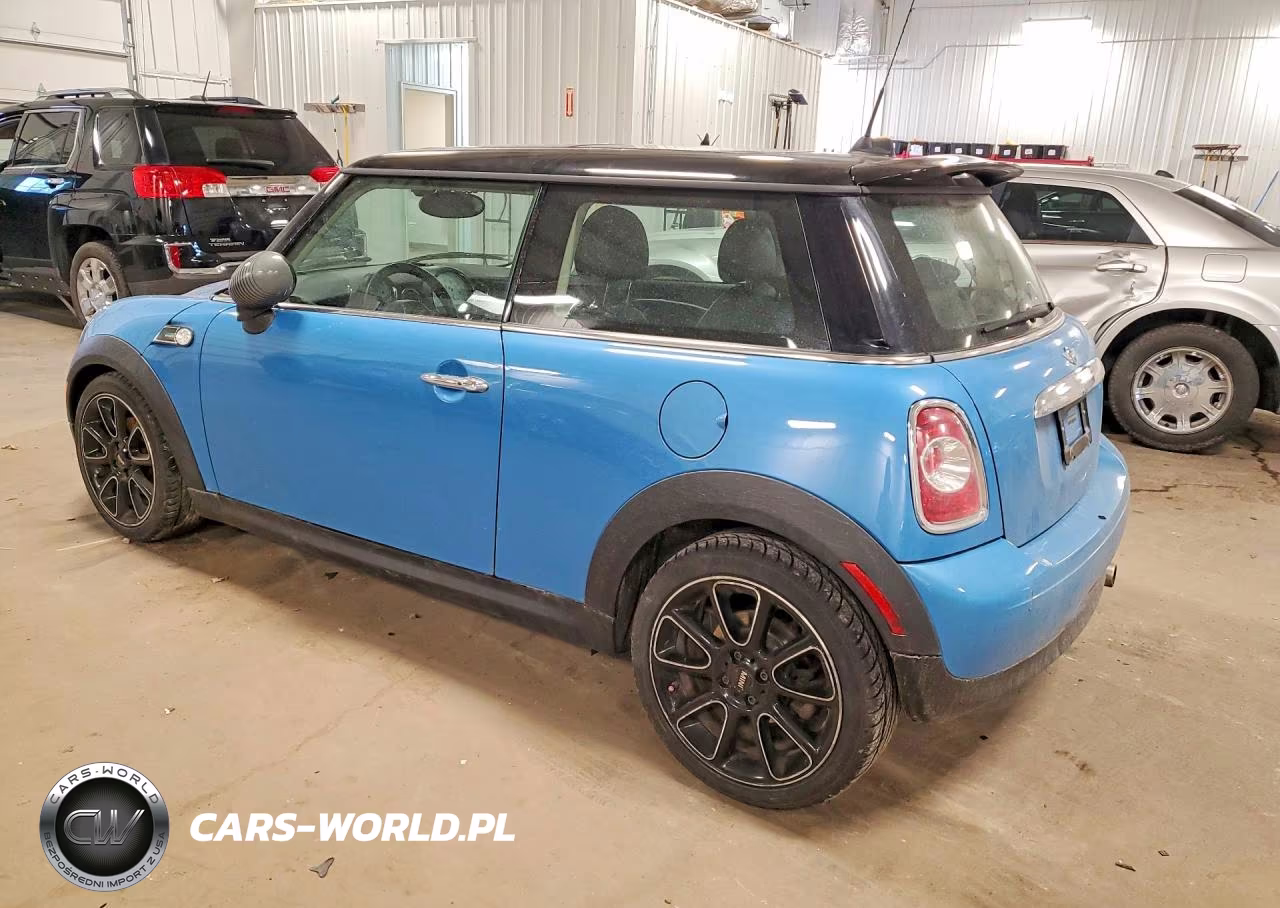 2012 Mini Cooper VIN:WMWSU3C59CT369462 - 2