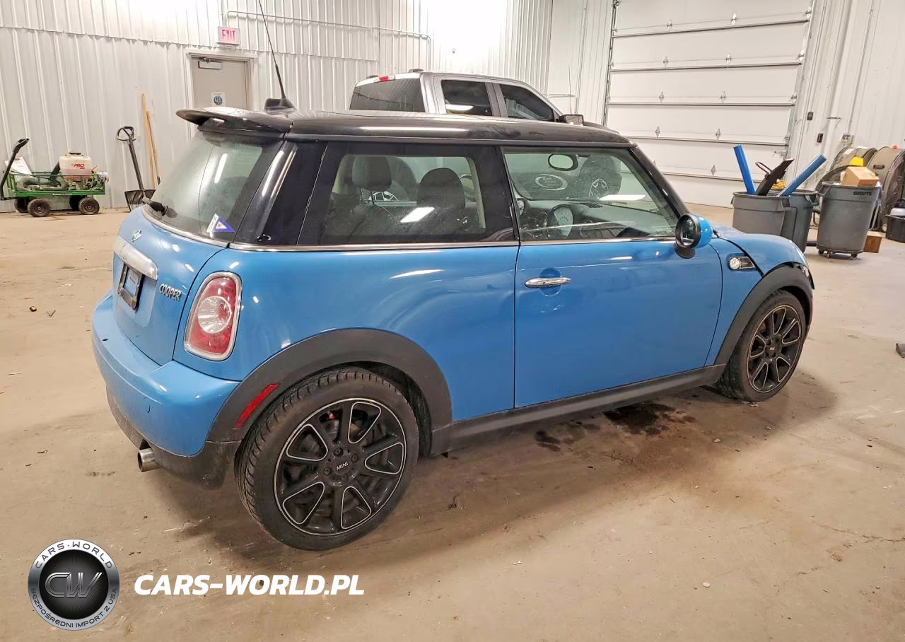 2012 Mini Cooper VIN:WMWSU3C59CT369462 - 3
