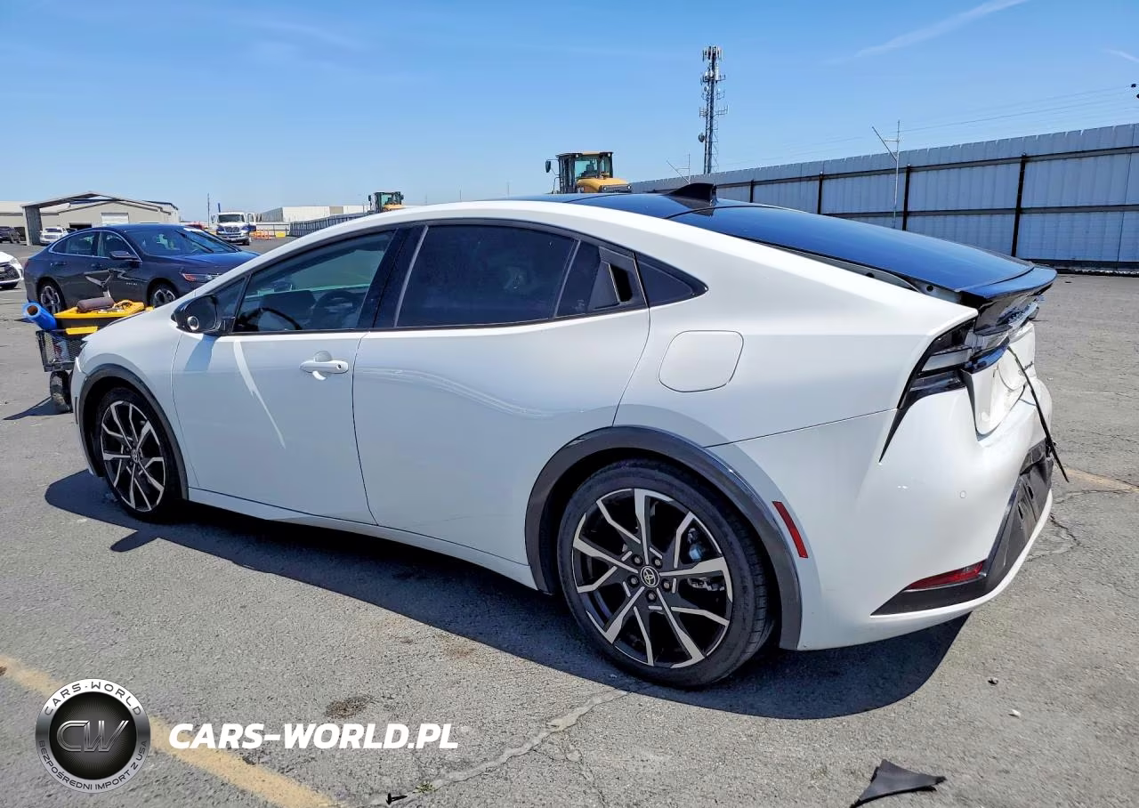 2024 Toyota Prius Prime Xse VIN:JTDACACU6R3035296 - 2