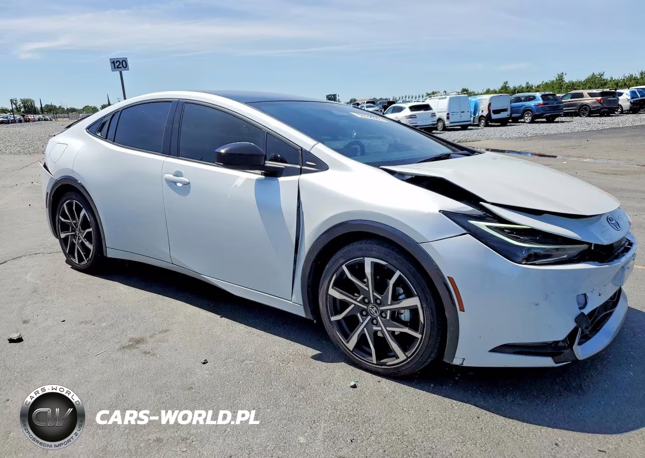 2024 Toyota Prius Prime Xse VIN:JTDACACU6R3035296 - 4