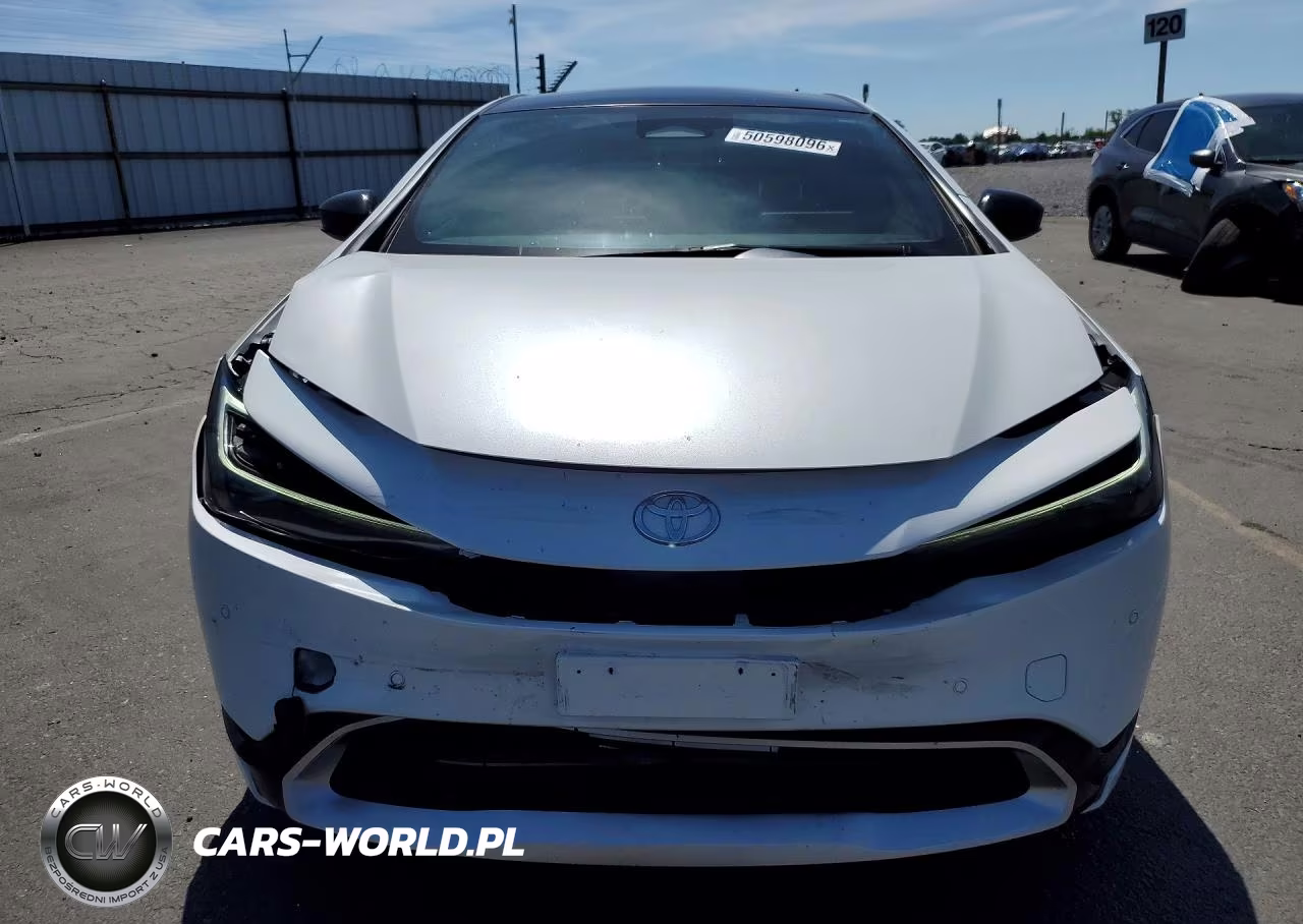 2024 Toyota Prius Prime Xse VIN:JTDACACU6R3035296 - 5