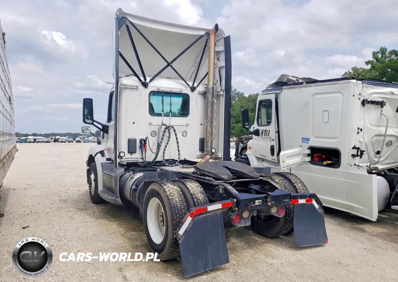 2018 Peterbilt 579 Semi Truck VIN:1XPBA48X3JD477450 - 3
