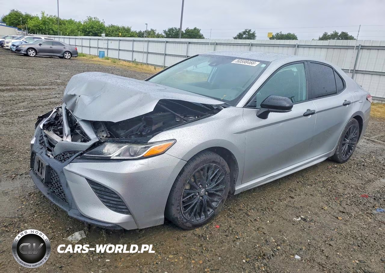 2020 Toyota Camry Se Nightshade – zdjęcie 1 z 12