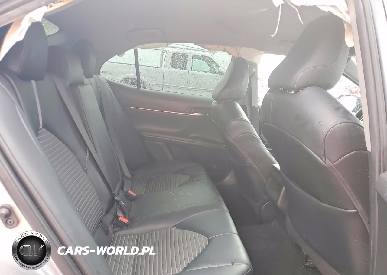 2020 Toyota Camry Se Nightshade VIN:4T1G11AK6LU340375 - 10