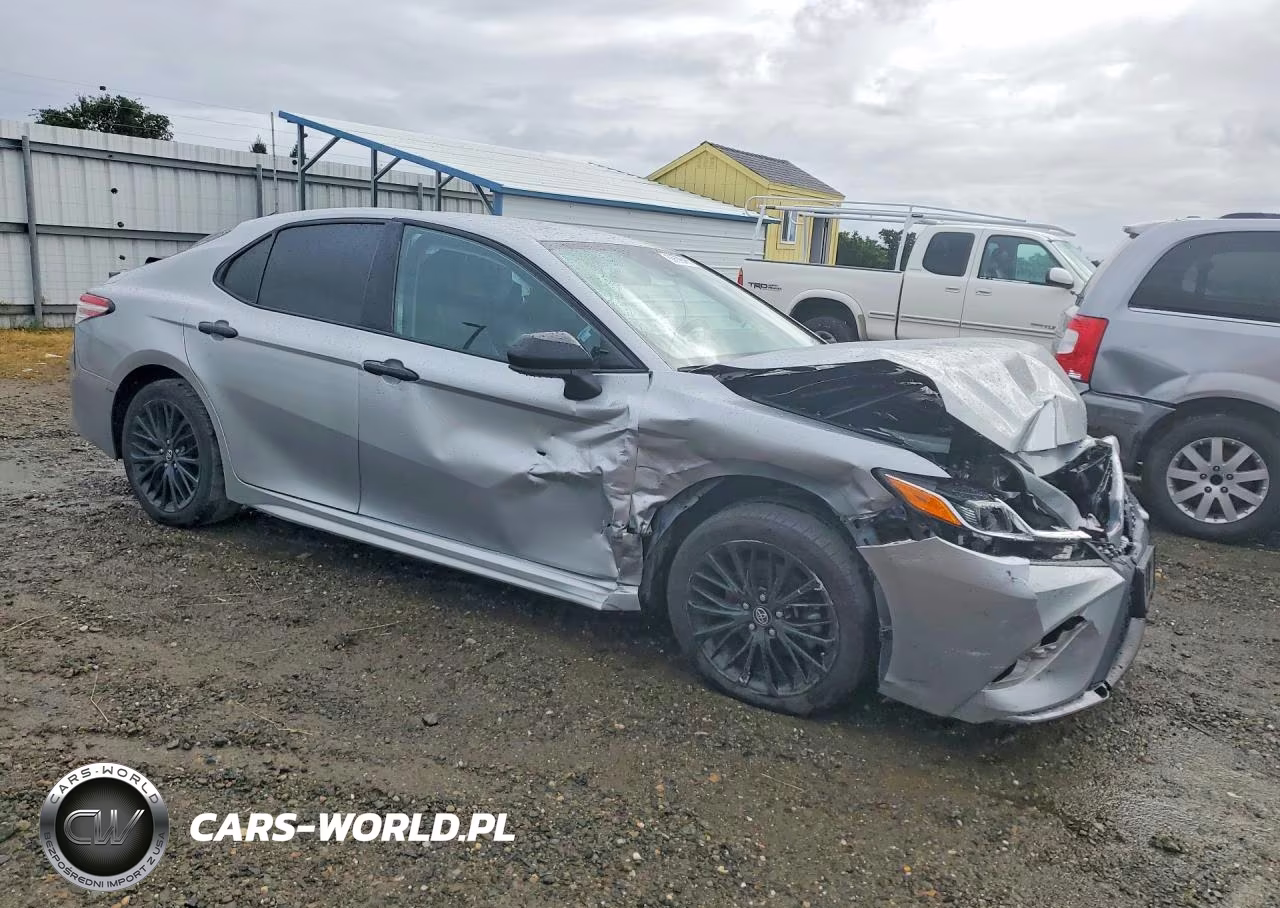 2020 Toyota Camry Se Nightshade VIN:4T1G11AK6LU340375 - 4