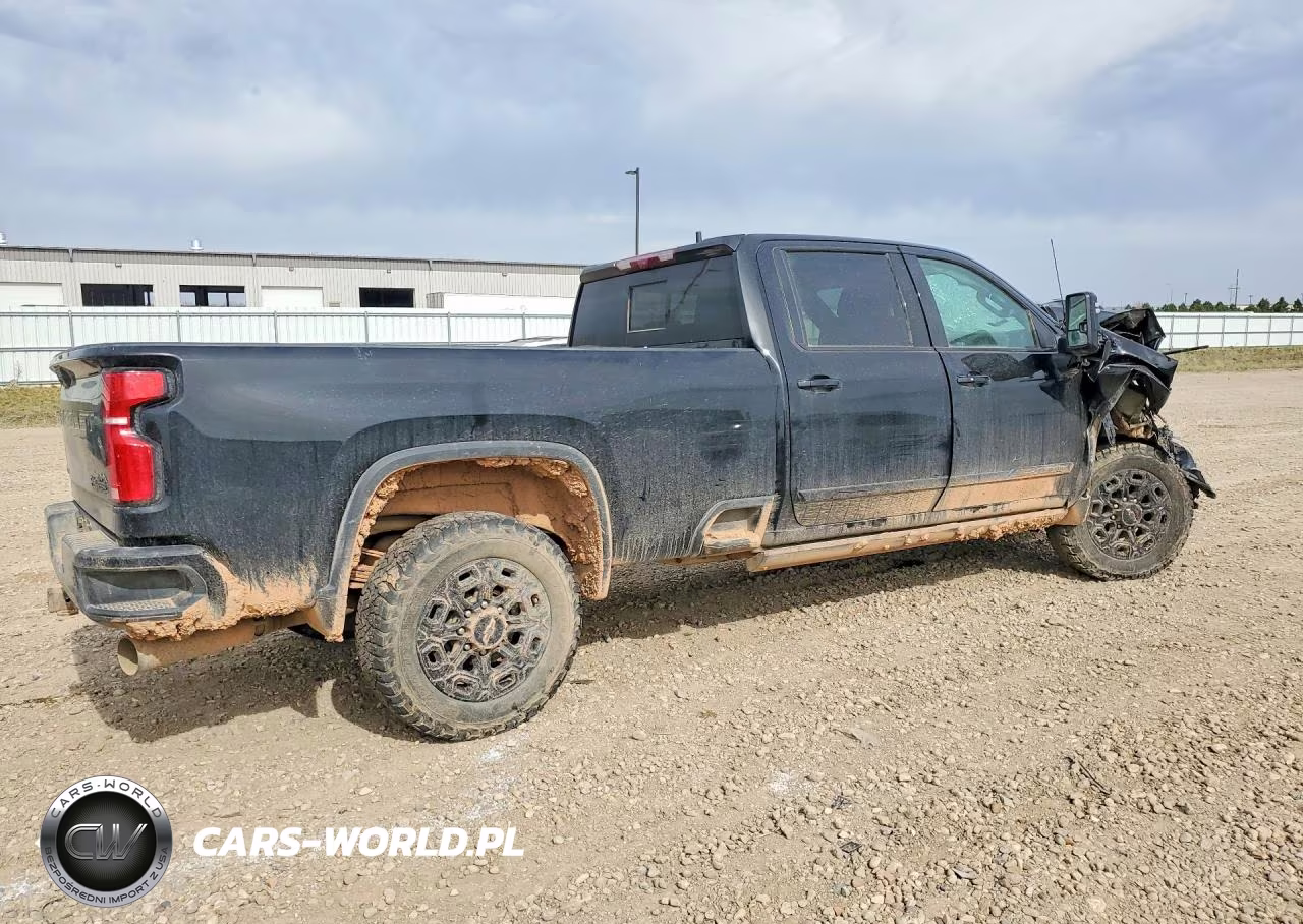 2024 Chevrolet Silverado K3500 High Country VIN:1GC4YVEY3RF405379 - 3