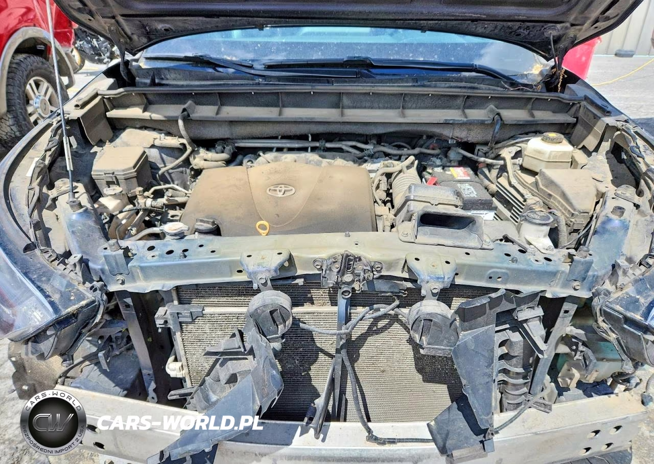 2021 Toyota Highlander Xle VIN:5TDHZRBH3MS160666 - 12