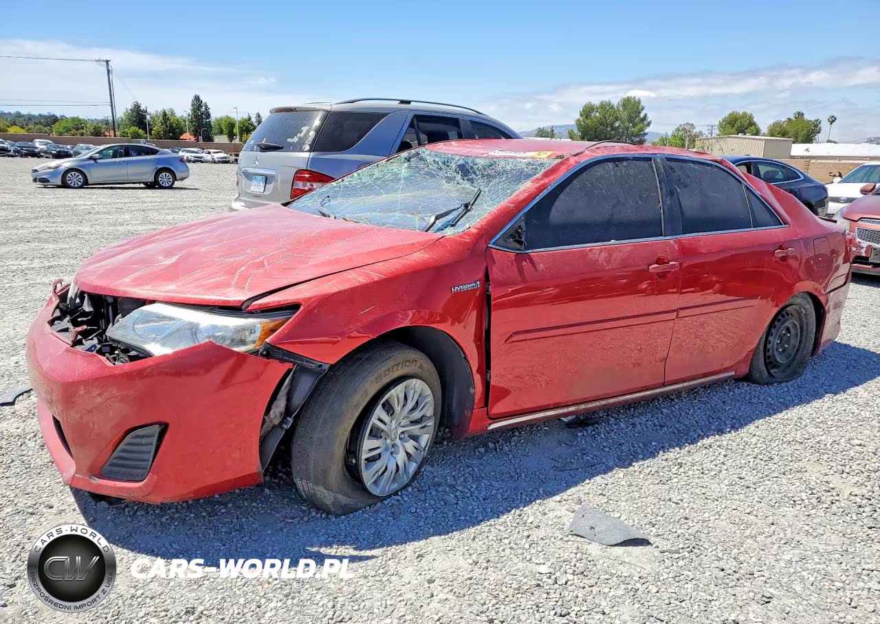 2014 Toyota Camry Hybrid Le