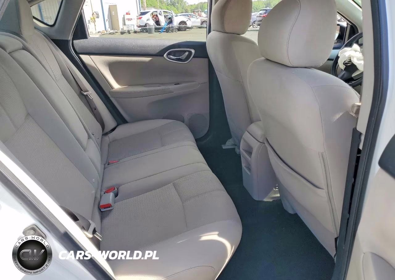 2015 Nissan Sentra S VIN:3N1AB7AP5FY331547 - 10