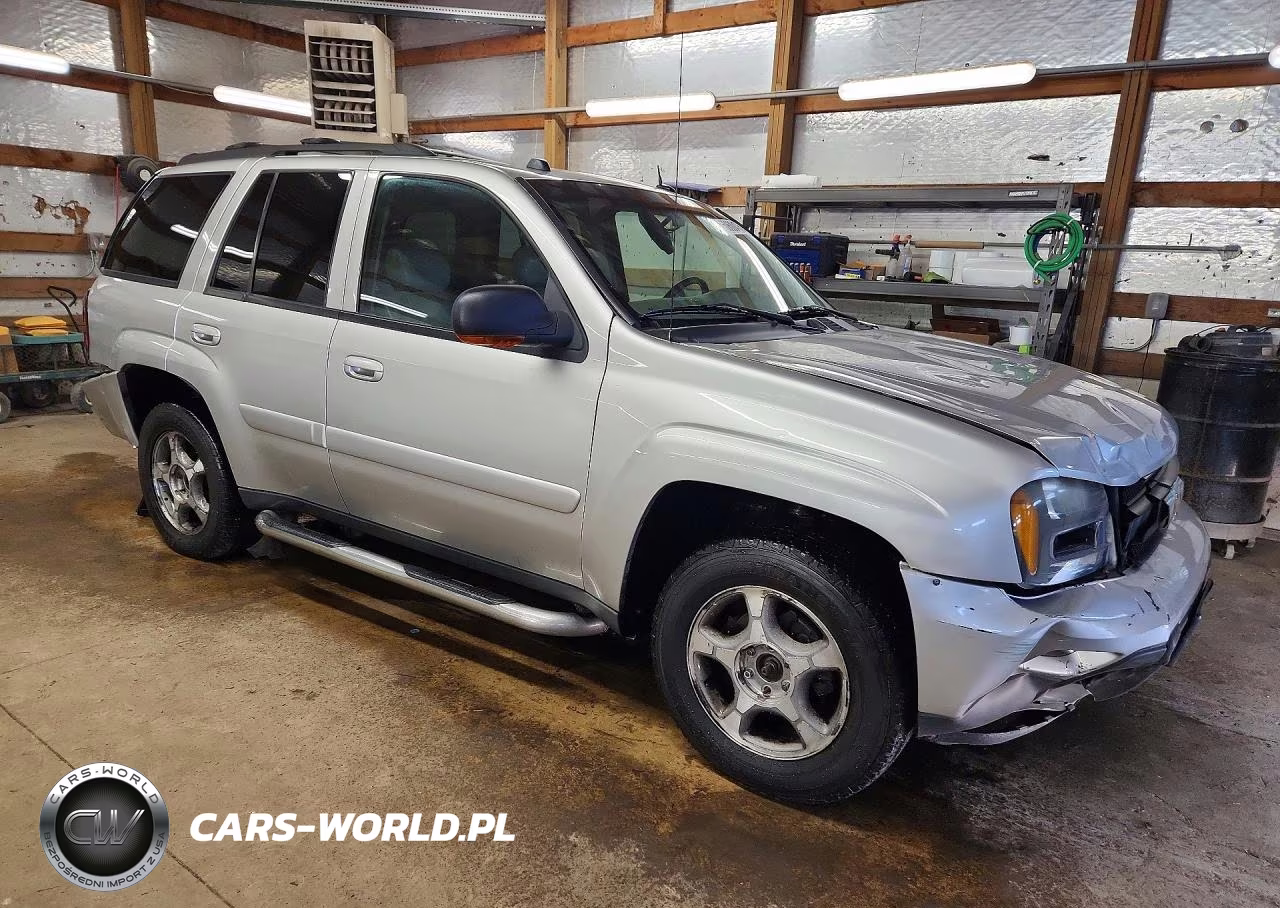 2005 Chevrolet Trailblazer Ls VIN:1GNDT13S652154937 - 4