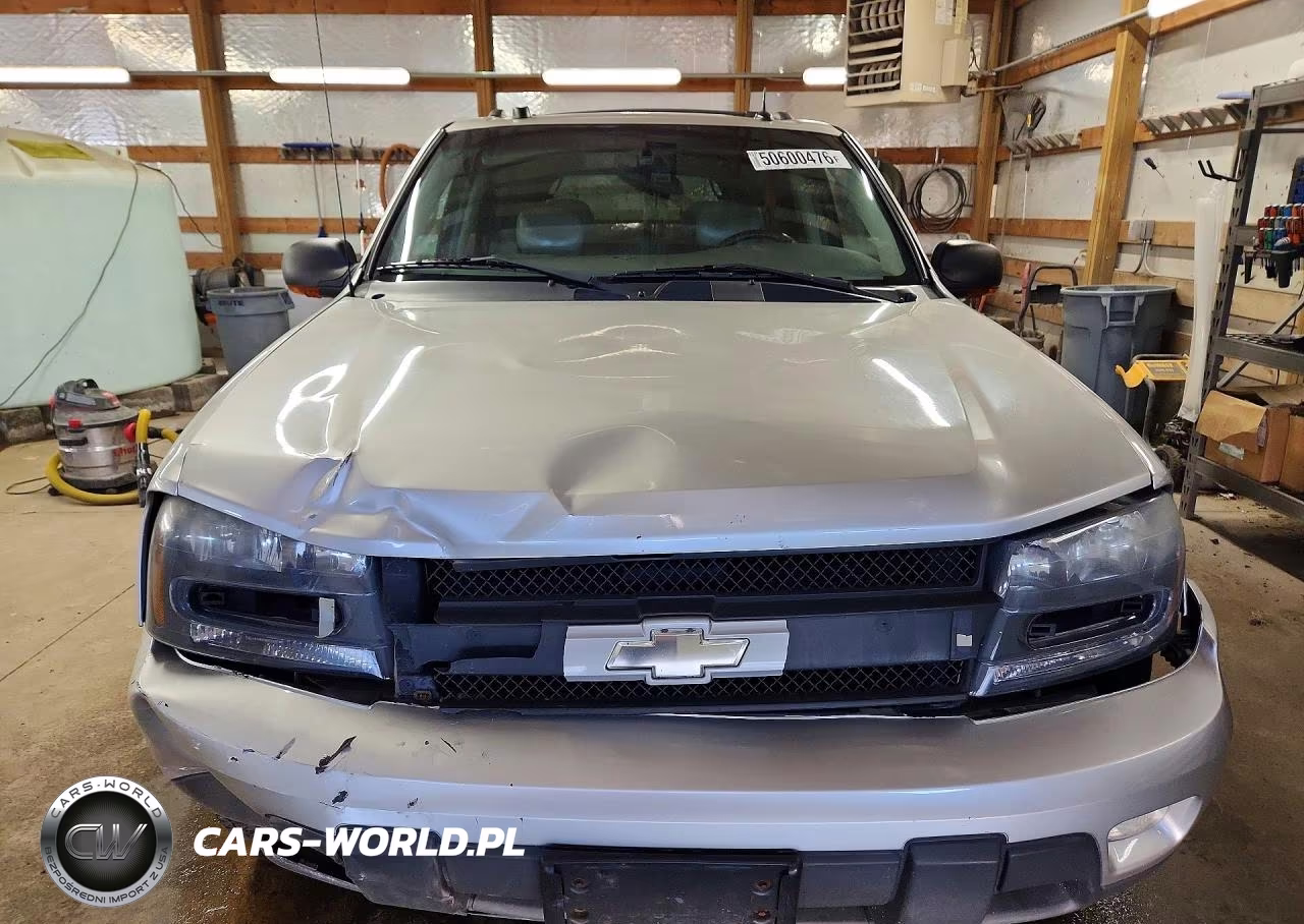 2005 Chevrolet Trailblazer Ls VIN:1GNDT13S652154937 - 5
