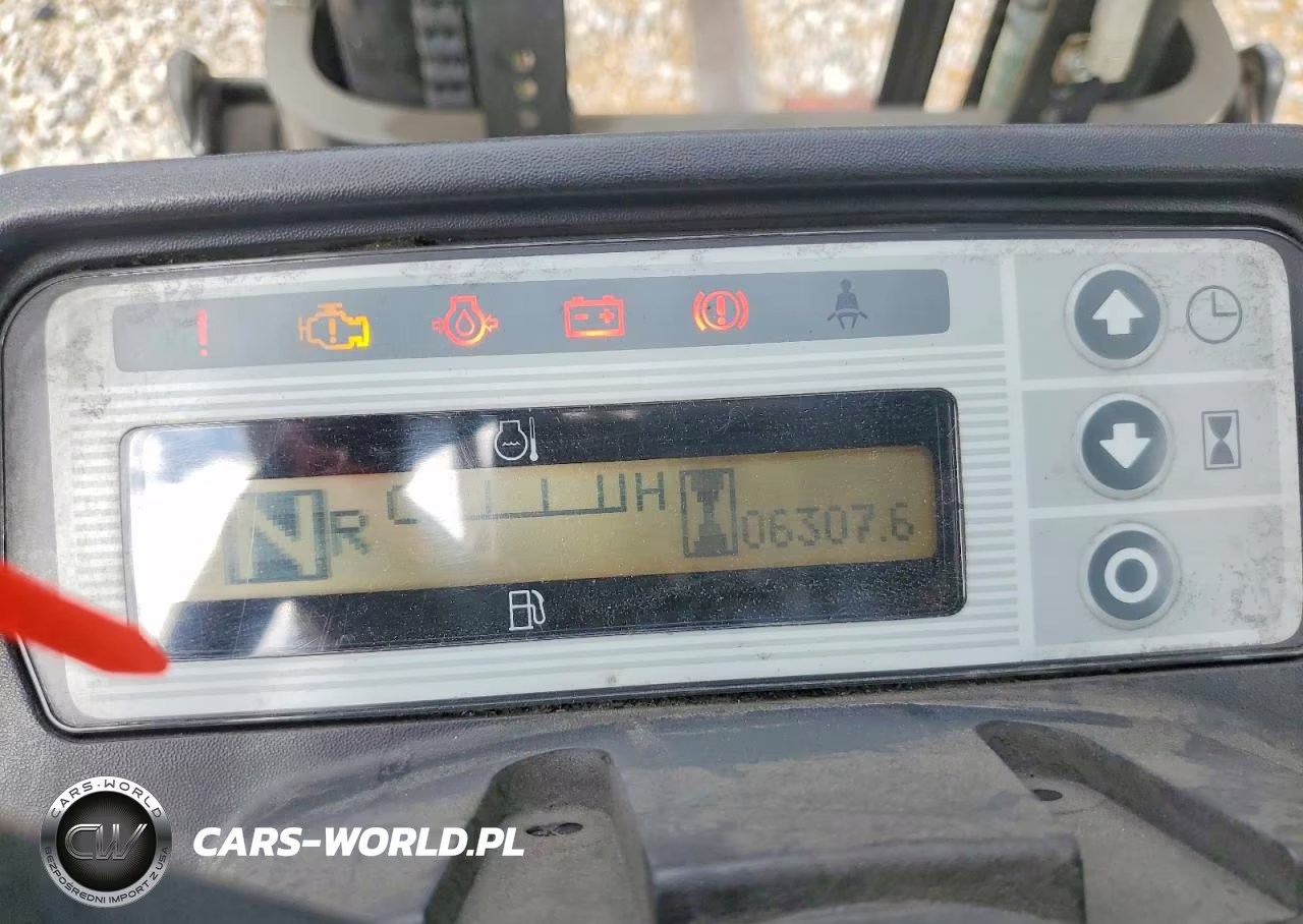2013 Uigf Forklift VIN:CP1F29W2541 - 8