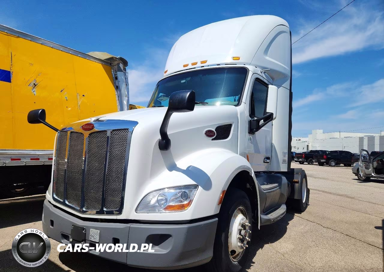 2018 Peterbilt 579 Semi Truck VIN:1XPBA48X6JD477488 - 2