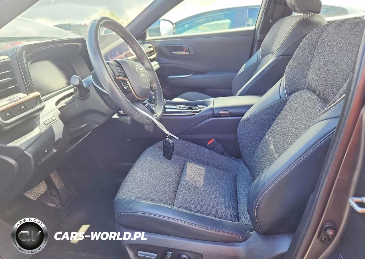 2024 Toyota Crown Xle VIN:JTDAAAAF5R3026972 - 7