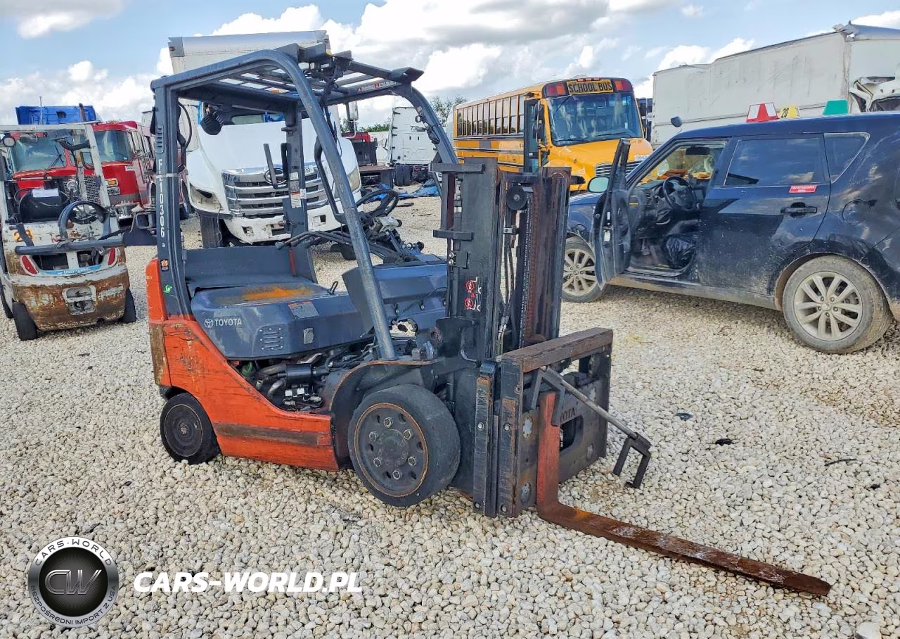 2016 Toyt Forklift