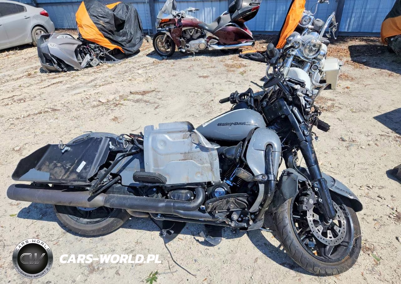 2022 Harley-Davidson Flhtk