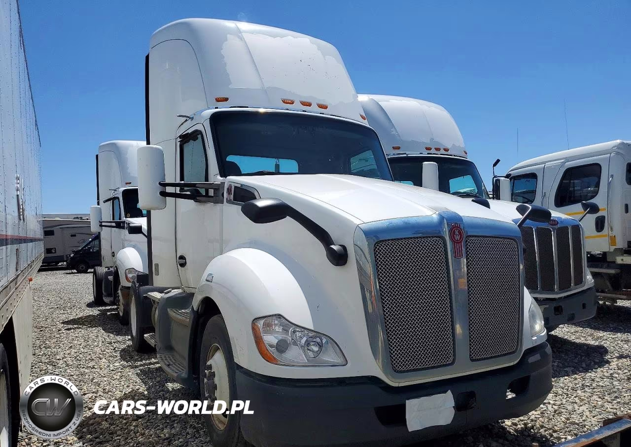 2018 Kenworth T680 Semi Truck