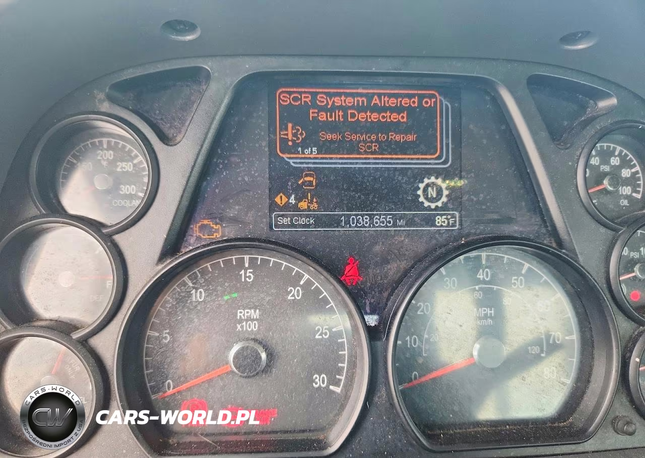 2018 Peterbilt 579 Semi Truck VIN:1XPBA48X4JD478378 - 8
