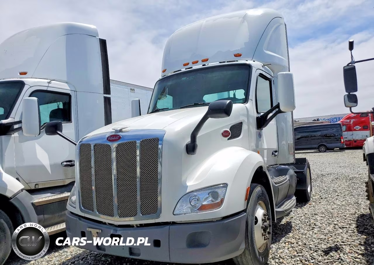 2018 Peterbilt 579 Semi Truck VIN:1XPBA48X1JD478077 - 2
