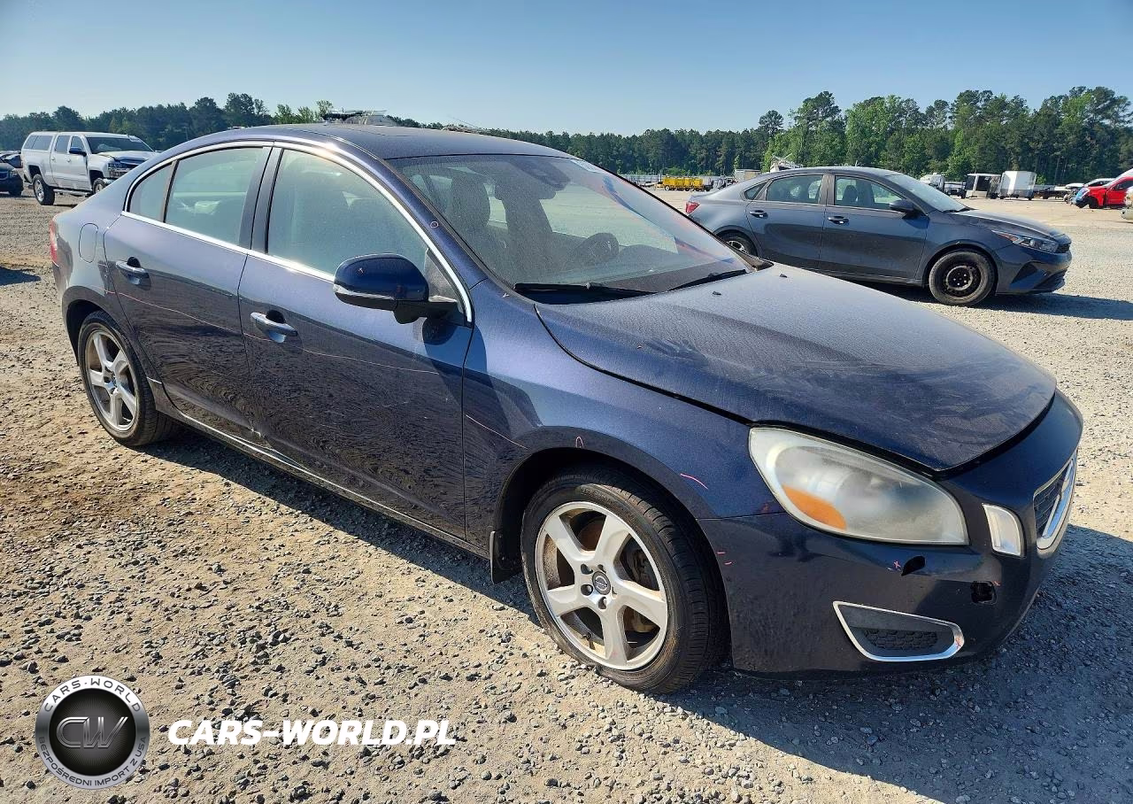 2012 Volvo S60 T5 VIN:YV1622FS3C2121262 - 4