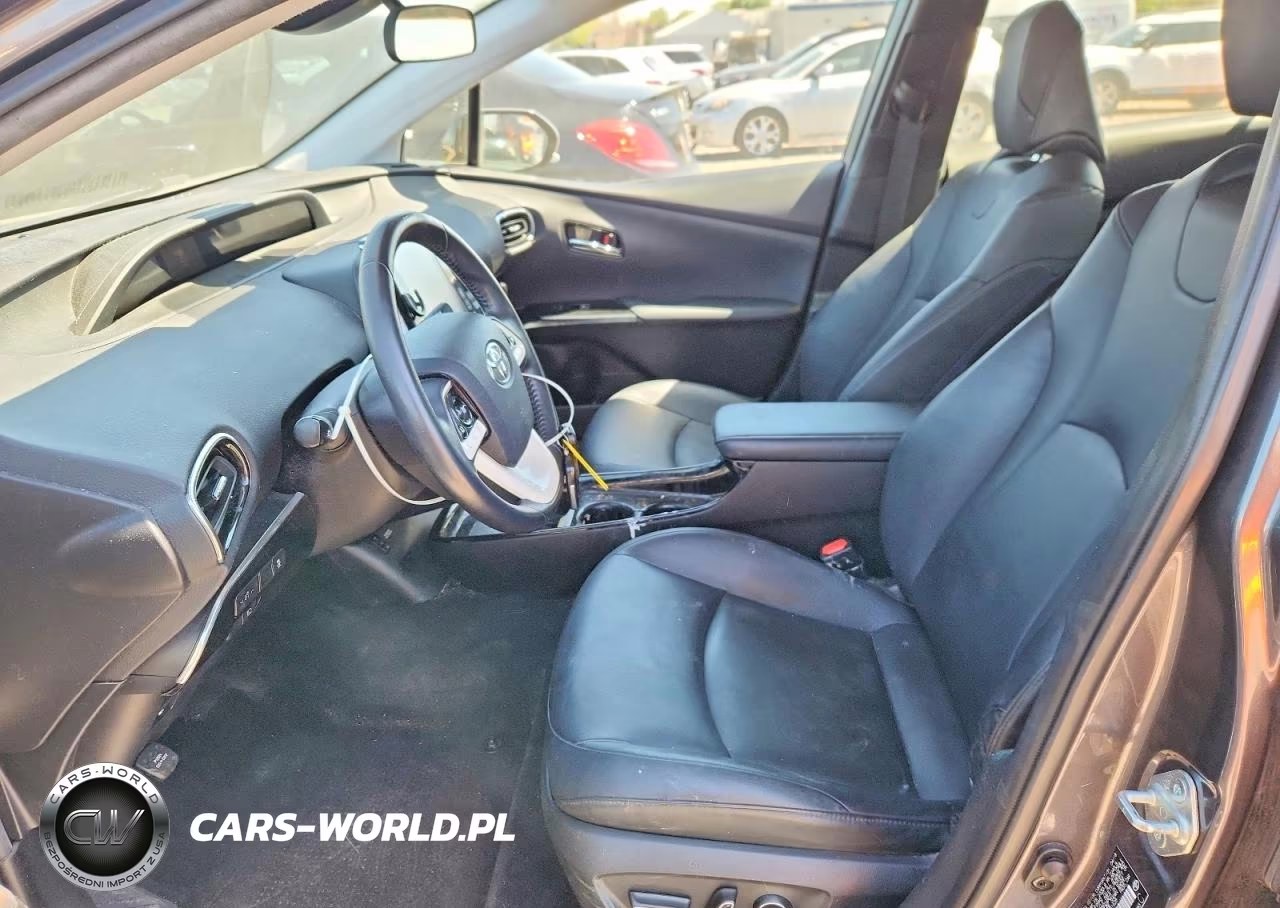 2018 Toyota Prius Prime Premium VIN:JTDKARFP0J3081628 - 7