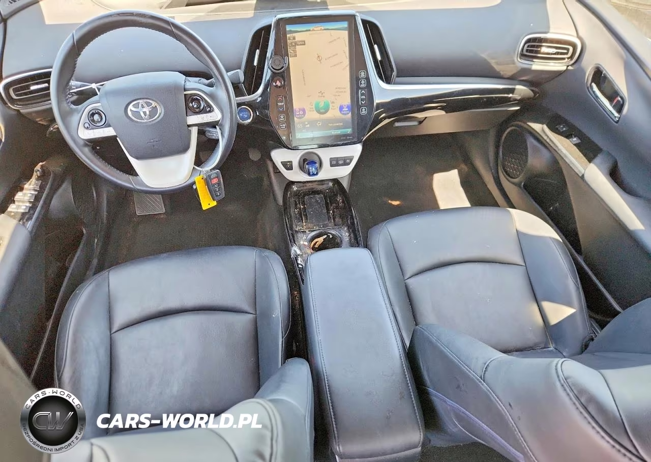 2018 Toyota Prius Prime Premium VIN:JTDKARFP0J3081628 - 8
