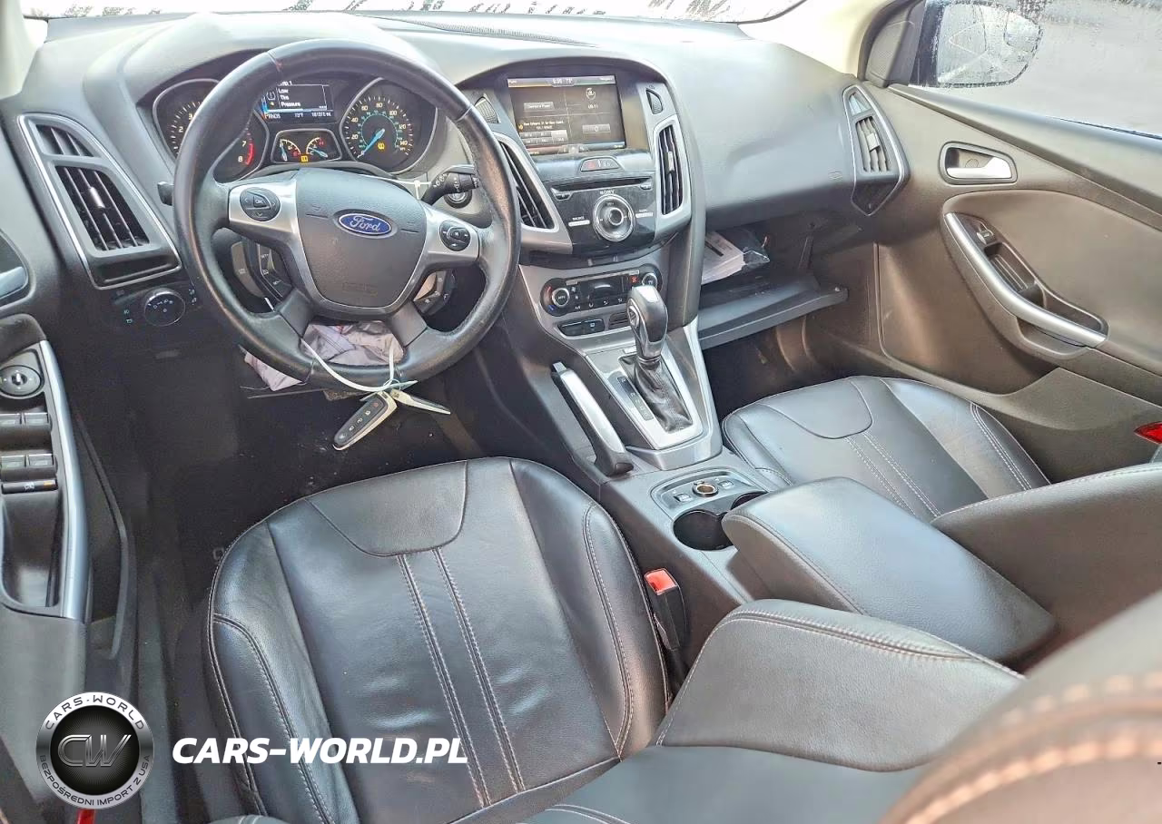 2013 Ford Focus Titanium VIN:1FADP3N27DL317597 - 8