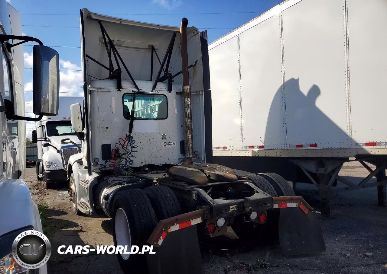 2016 Peterbilt 579 Semi Truck VIN:1XPBA48X4GD339568 - 3