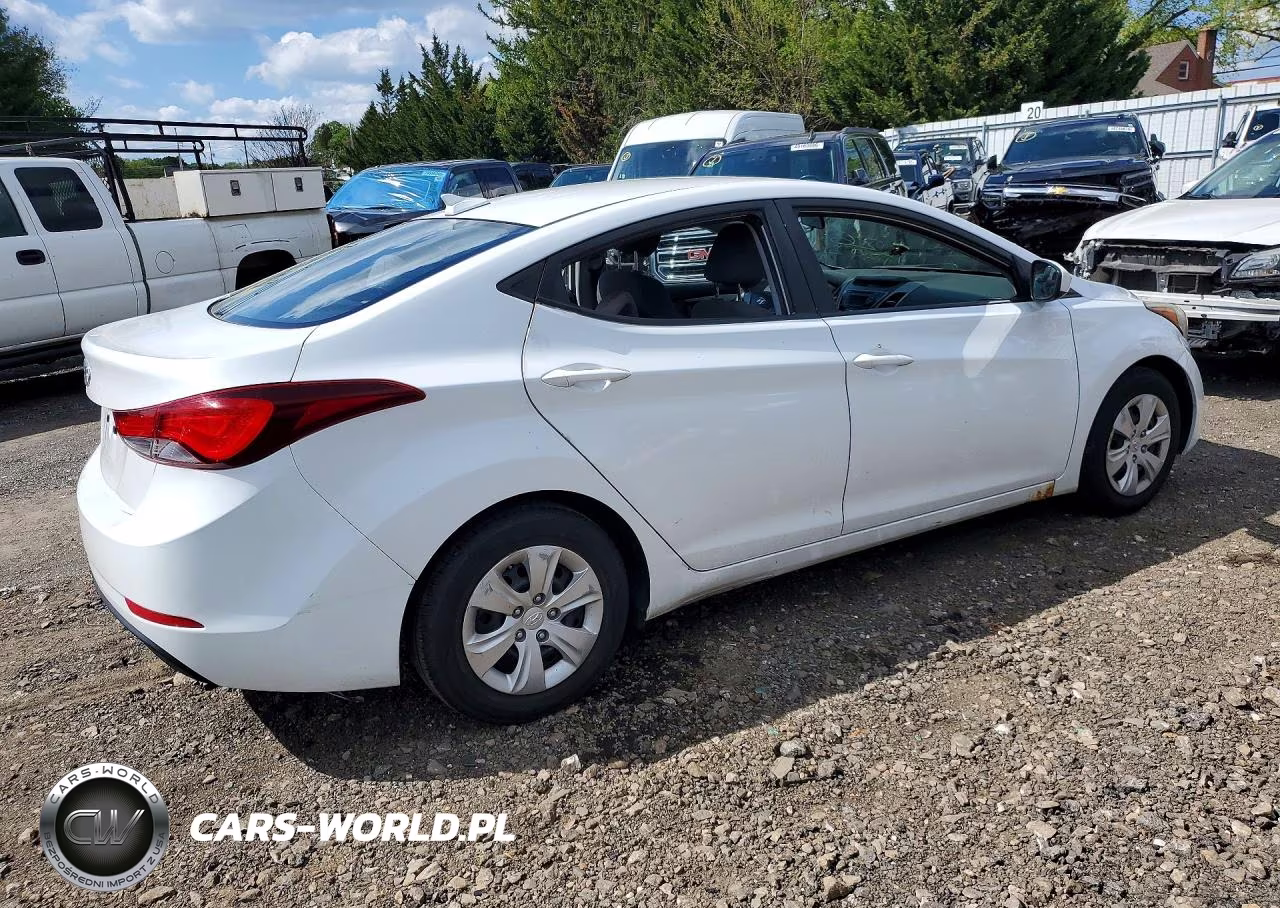 2016 Hyundai Elantra Se VIN:5NPDH4AE2GH756454 - 3