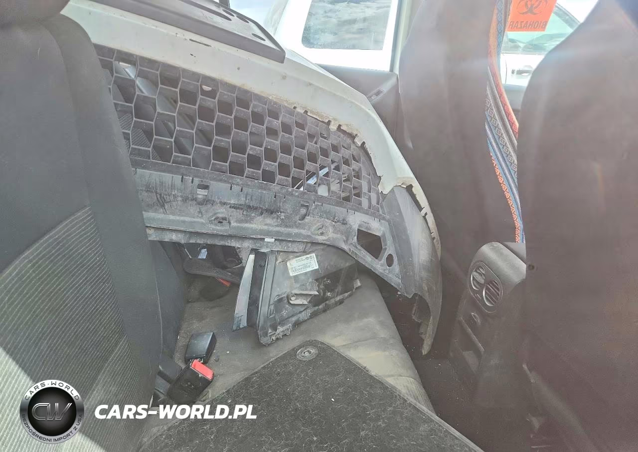 2013 Volkswagen Tiguan S VIN:WVGBV3AX5DW569867 - 10