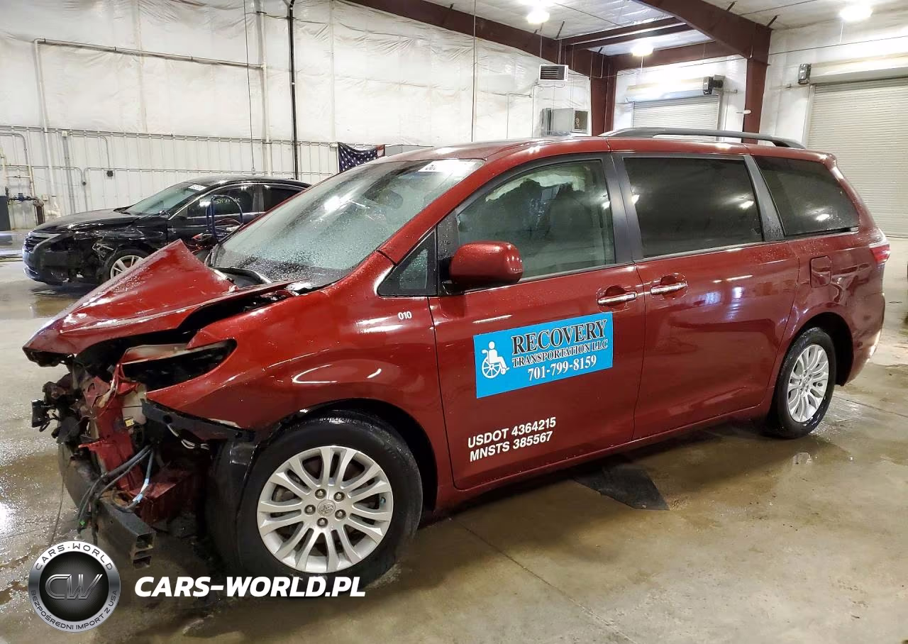2015 Toyota Sienna Xle 8 Passenger