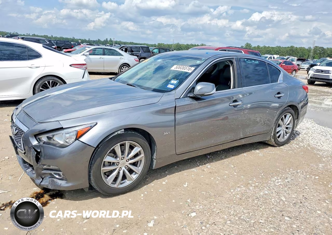 2017 Infiniti Q50 – zdjęcie 1 z 12