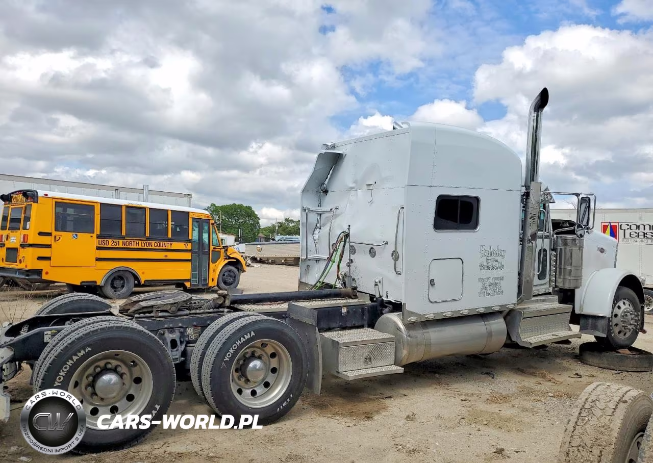 2022 Peterbilt 389 Semi Truck VIN:1XPXD49X7ND803476 - 4