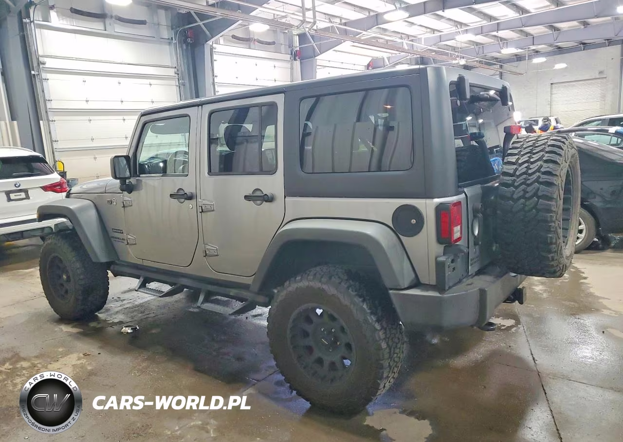 2015 Jeep Wrangler Unlimited Sport VIN:1C4HJWDG9FL664900 - 2