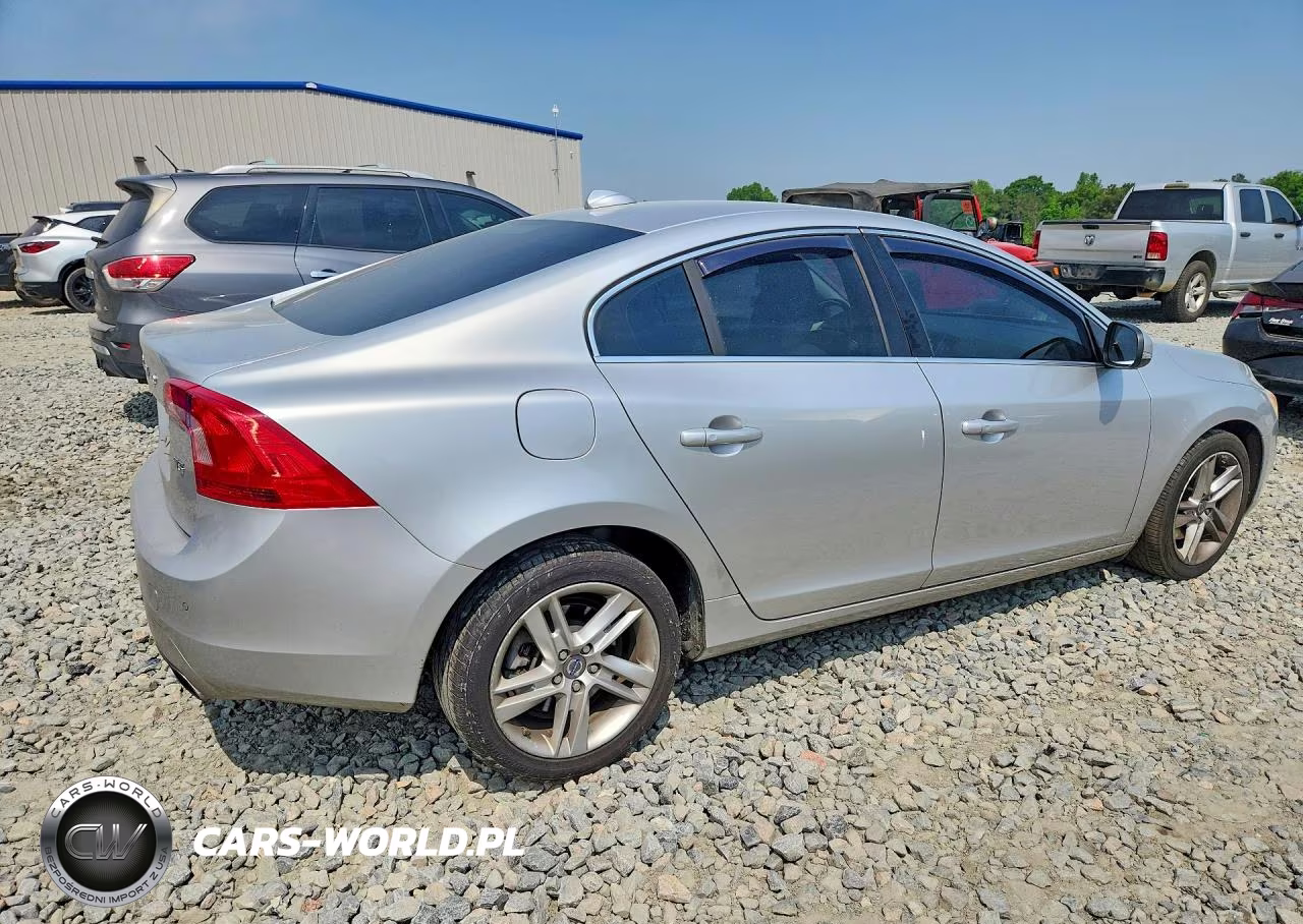 2015 Volvo S60 Premier VIN:YV140MFKXF1347155 - 3