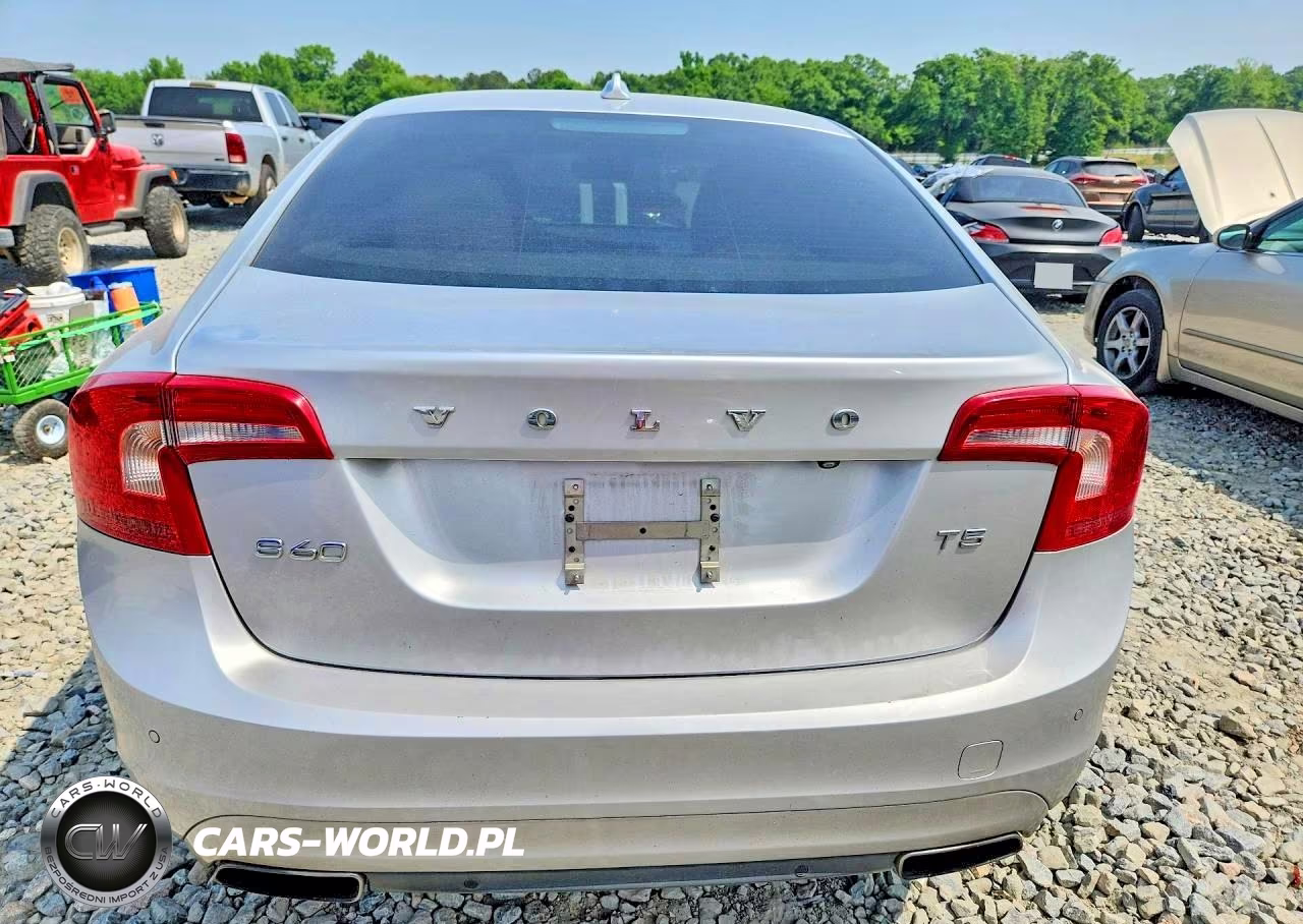 2015 Volvo S60 Premier VIN:YV140MFKXF1347155 - 6
