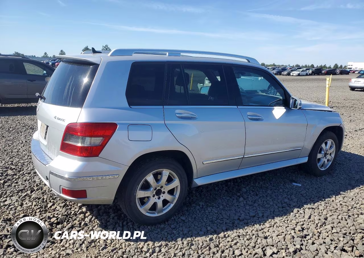 2010 Mercedes-Benz Glk 350 4Matic VIN:WDCGG8HB0AF267825 - 3