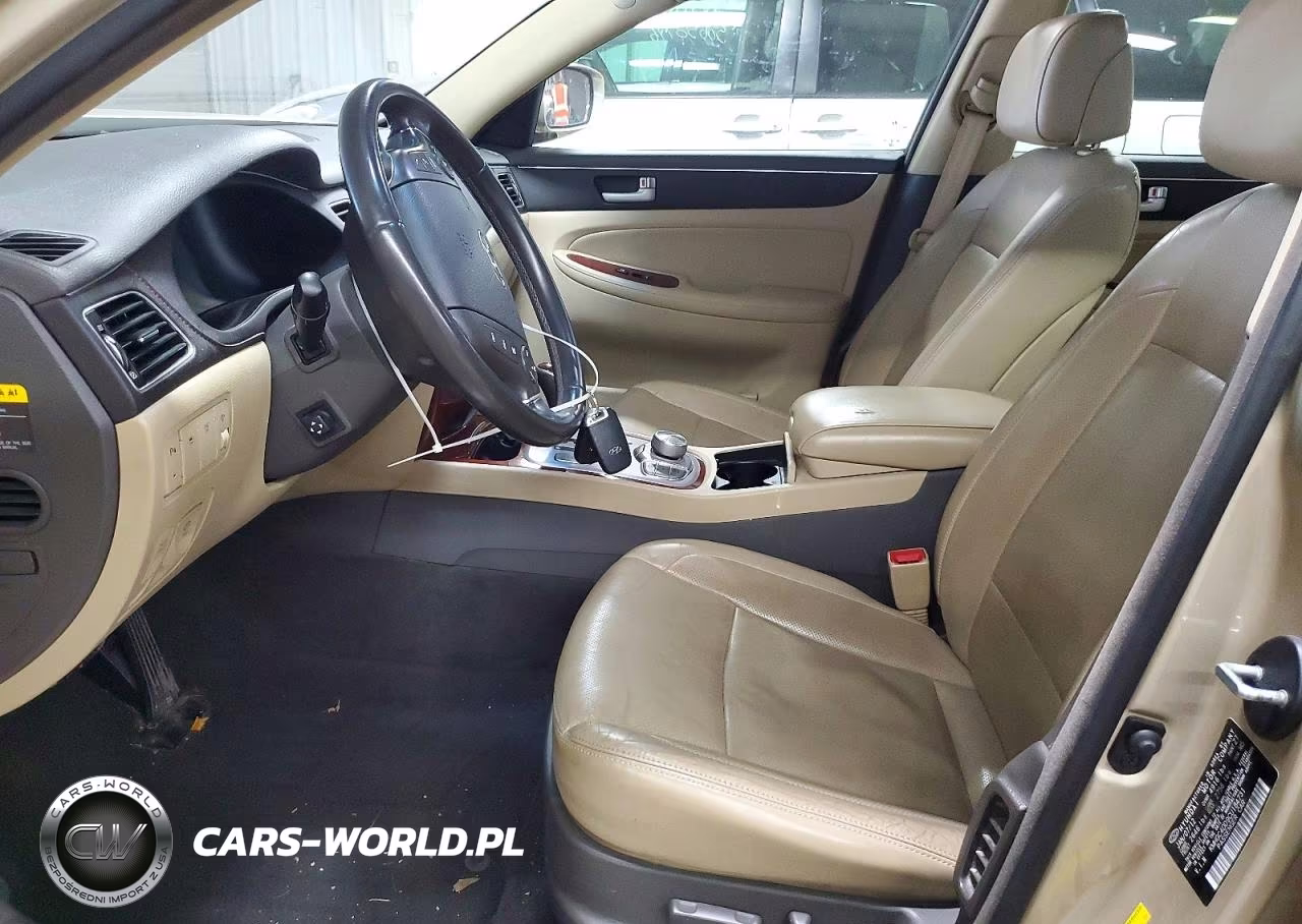 2012 Hyundai Genesis 3.8L VIN:KMHGC4DD9CU184731 - 7