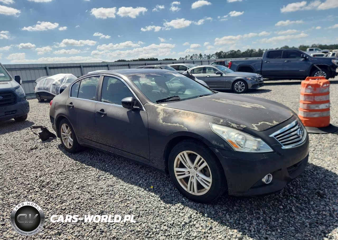 2015 Infiniti Q40 Base VIN:JN1CV6AR1FM651432 - 4