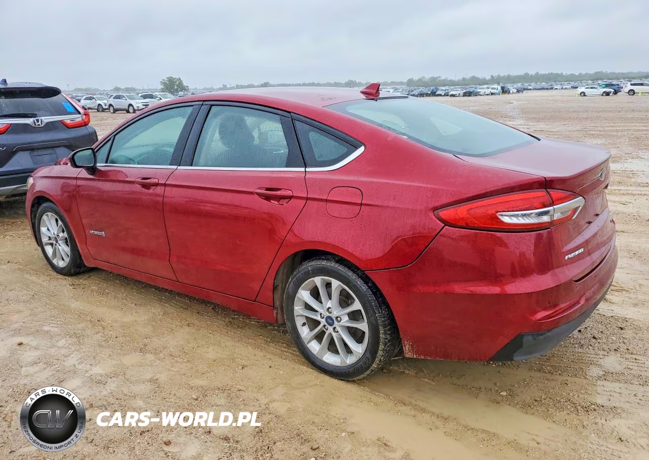 2019 Ford Fusion Se VIN:3FA6P0LU1KR256564 - 2