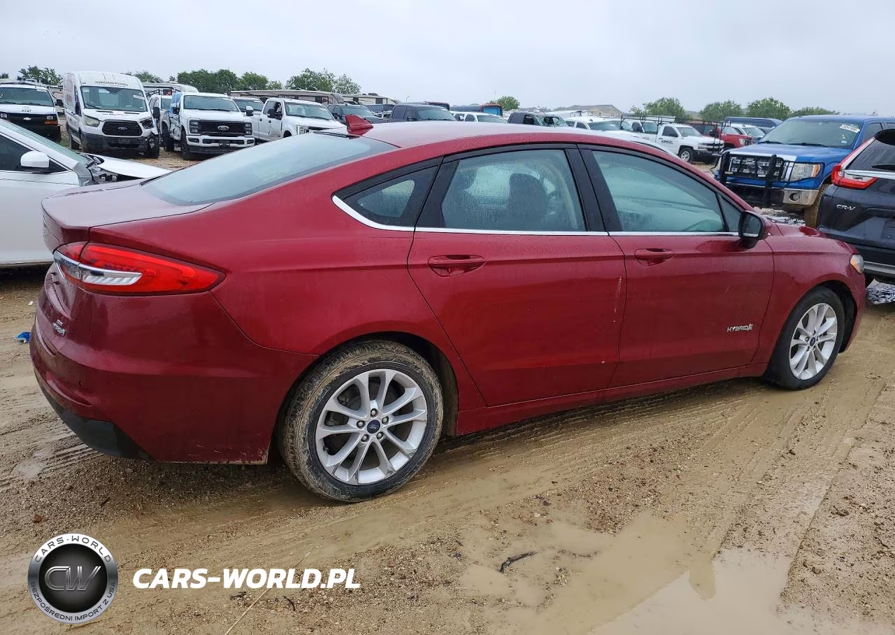 2019 Ford Fusion Se VIN:3FA6P0LU1KR256564 - 3