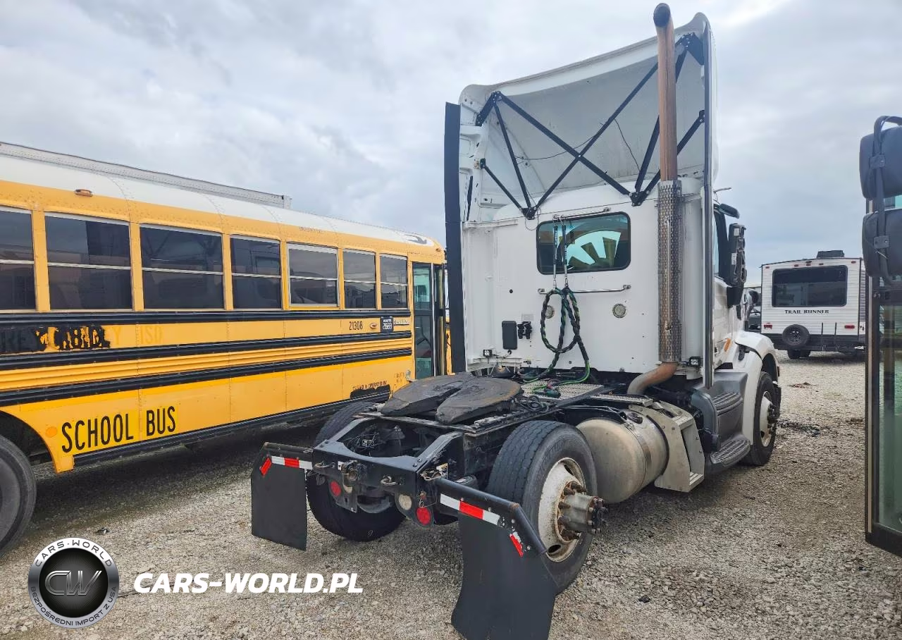 2020 Peterbilt 579 Semi Truck VIN:1XPBA48X0LD685868 - 4