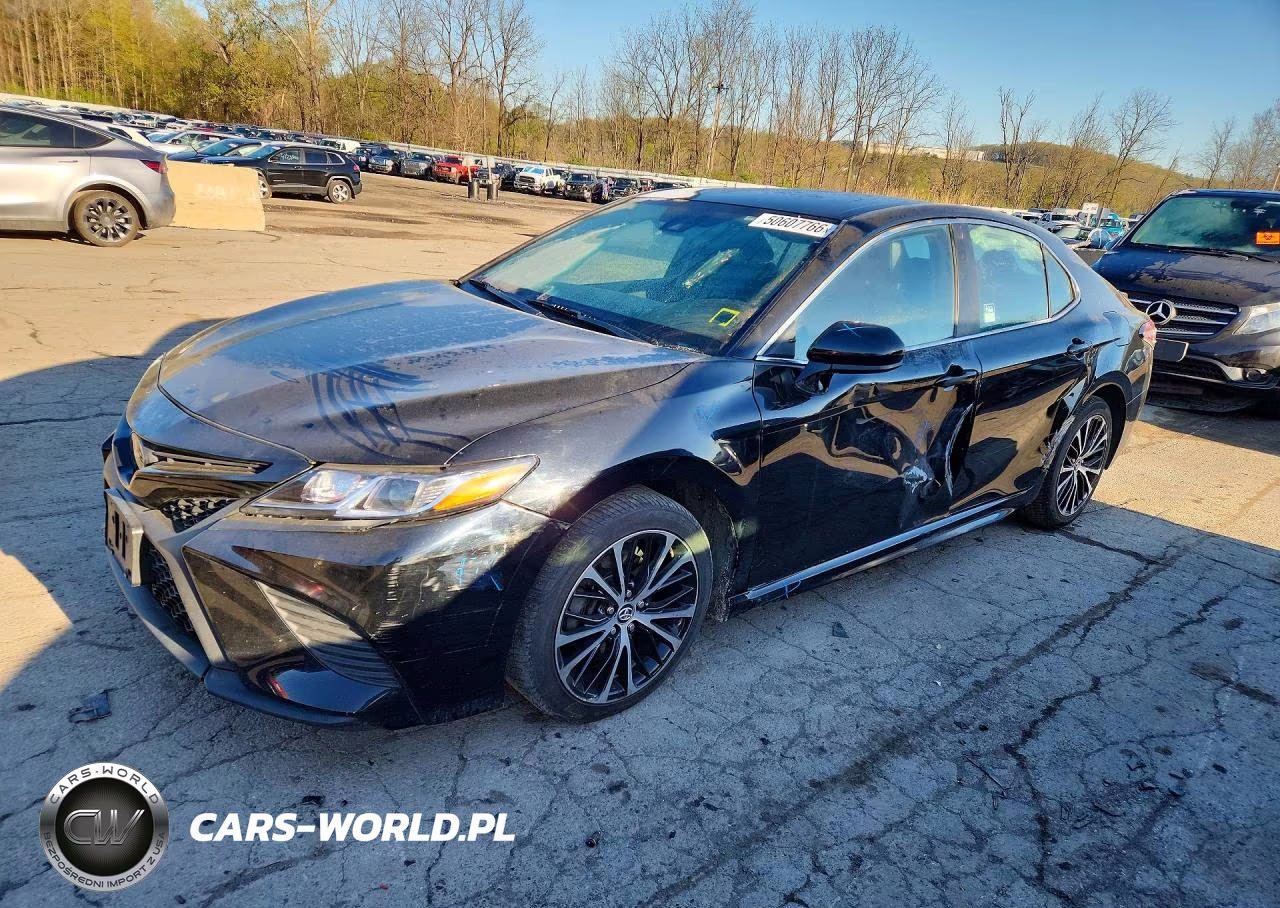 2020 Toyota Camry Se