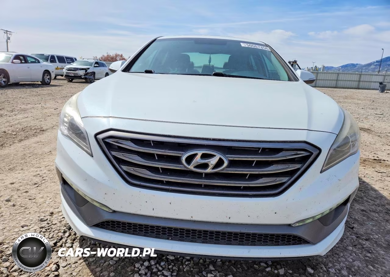 2017 Hyundai Sonata Limited VIN:5NPE34AF2HH550418 - 5