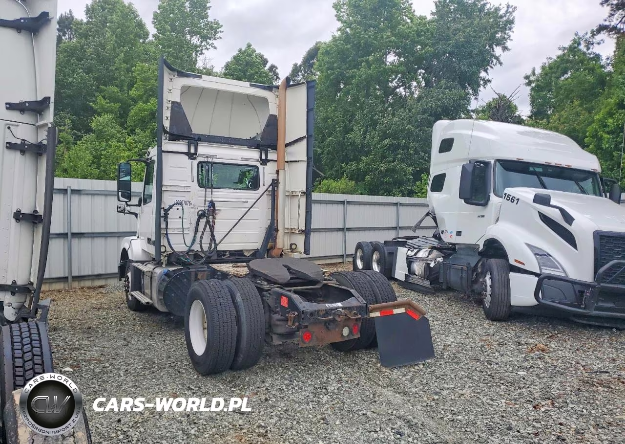 2018 Volvo Vnl Semi Truck VIN:4V4N39TG3JN988233 - 3