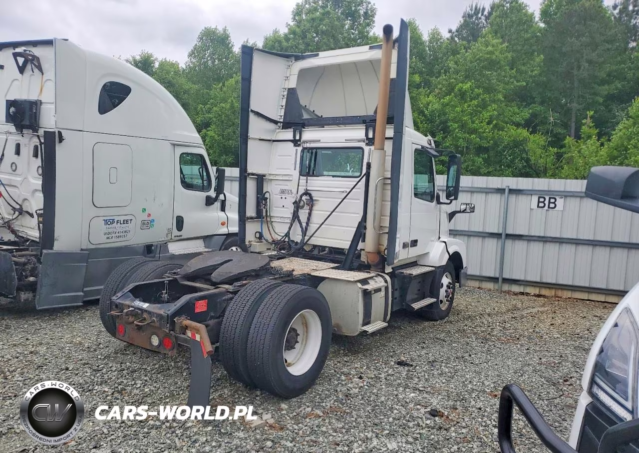 2018 Volvo Vnl Semi Truck VIN:4V4N39TG3JN988233 - 4