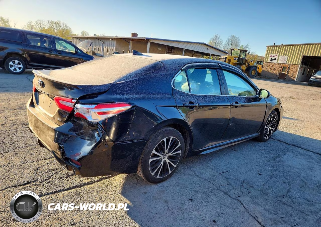 2020 Toyota Camry Se VIN:4T1G11AK7LU354432 - 3