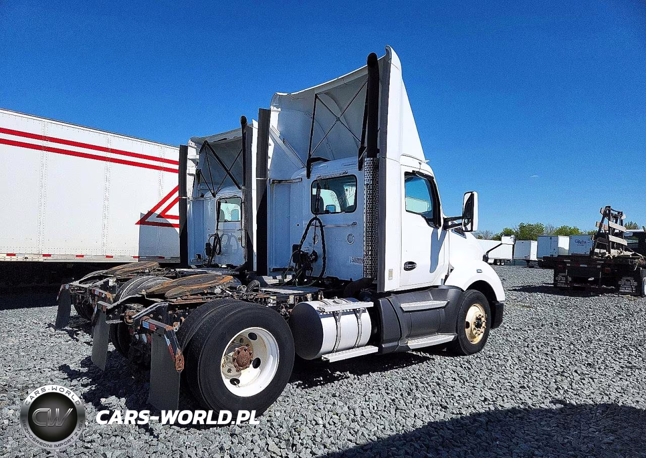 2017 Kenworth T680 Semi Truck VIN:1XKYA48X2HJ160304 - 4